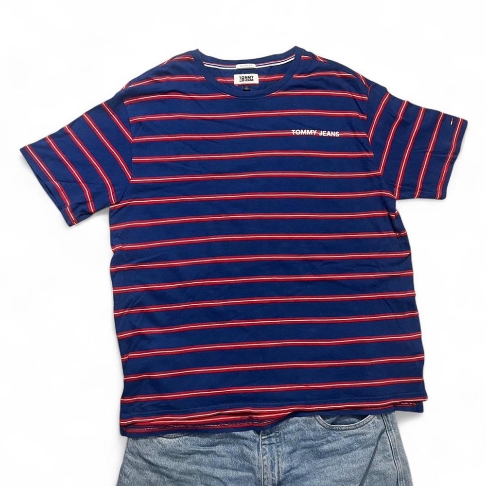 Blue red and white striped Tommy Hilfiger t shirt relaxed baggy fit size large